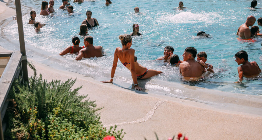 Piscina0