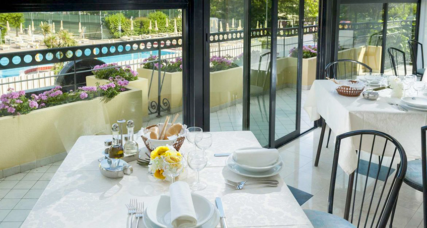 Hotel Caravel